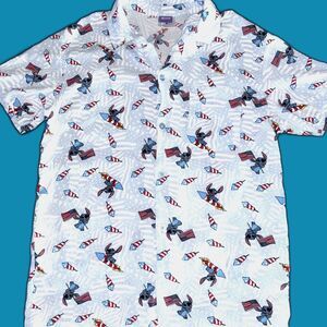 Disney Stitch Shirt Men's Medium Fireworks Hawaiian Button Up Rayon USA JULY 4th